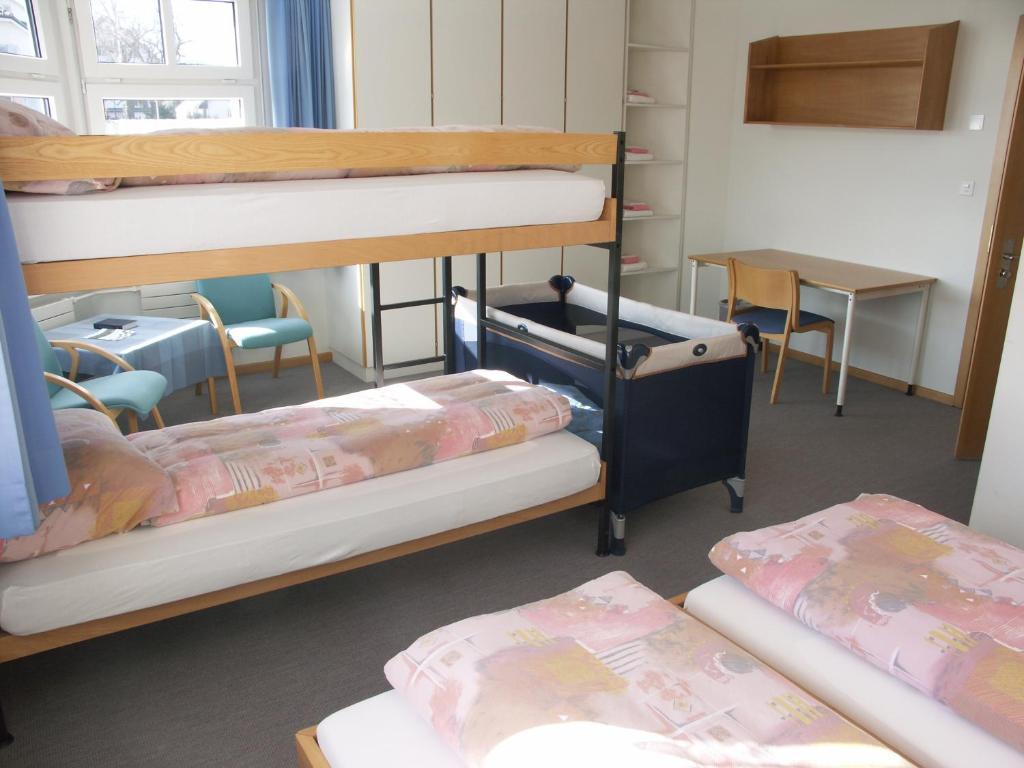 Chrischona-Campus | Konferenzzentrum Basel Bettingen Pokoj fotografie